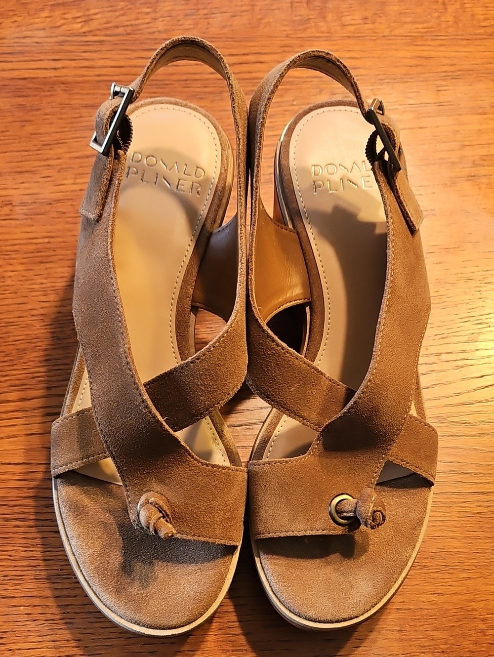 Donald J. Pliner Tan Suede Cross-Strap Slingback Sandals Sz 7.5